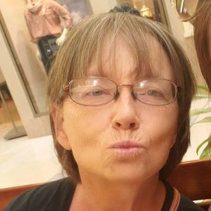 Meet your Posher, Audrey